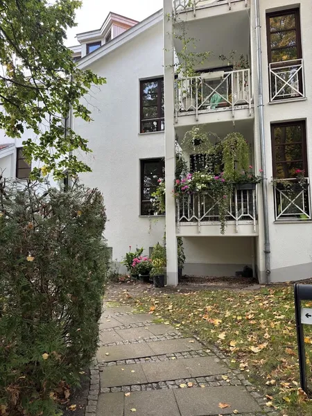 *Schöner Wohnen im Grünen - 3 Zimmer Wohnung mit 2 Bäder + Balkon in gepflegter Wohnanlage* — photo 1